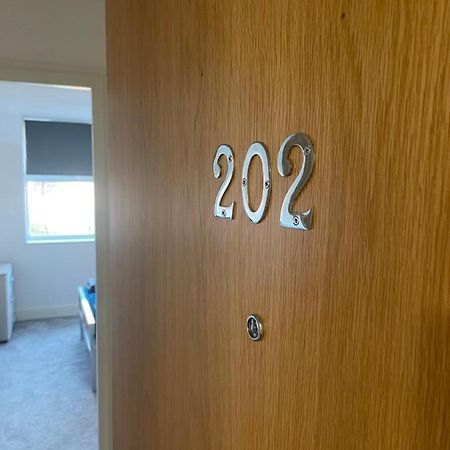 #0202 One Bedroom Serviced Apartment-Free Parking Ντέρμπι Εξωτερικό φωτογραφία